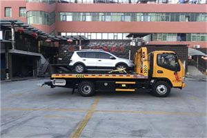 章丘汽车紧急补胎换胎救援